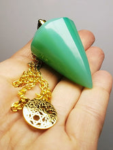 Load image into Gallery viewer, Opalescent Green Andara Crystal Pendulum