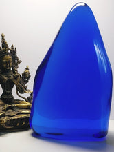 Load image into Gallery viewer, Blue (Sapphire Elestial) Andara Crystal 2.175kg