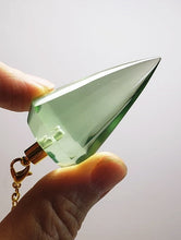 Load image into Gallery viewer, Mint Andara Crystal Pendulum