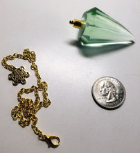 Load image into Gallery viewer, Mint Andara Crystal Pendulum