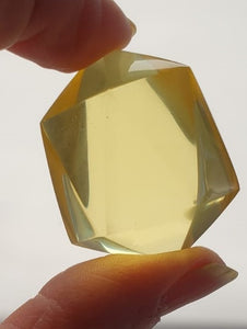 Yellow Andara Crystal Icosahedron 40g